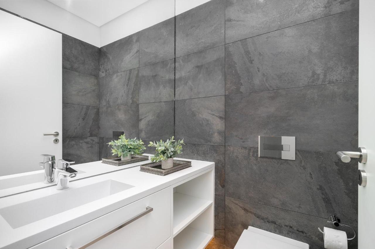 Whome | The Boulevard Prime Location & Timeless Luxury Lejlighed